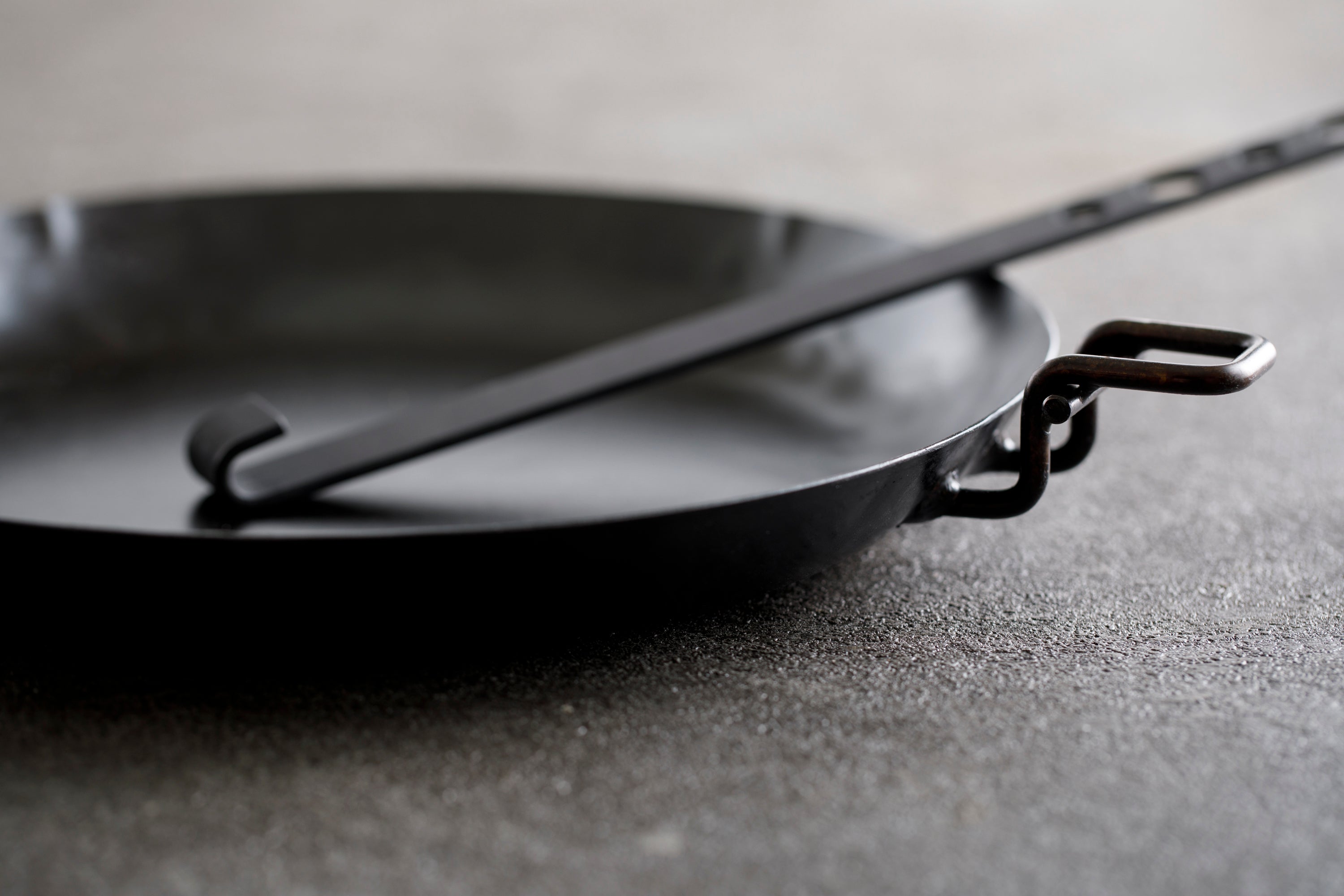 IRON WORKS KORU】TORE PAN 20cm – yuzen-casa