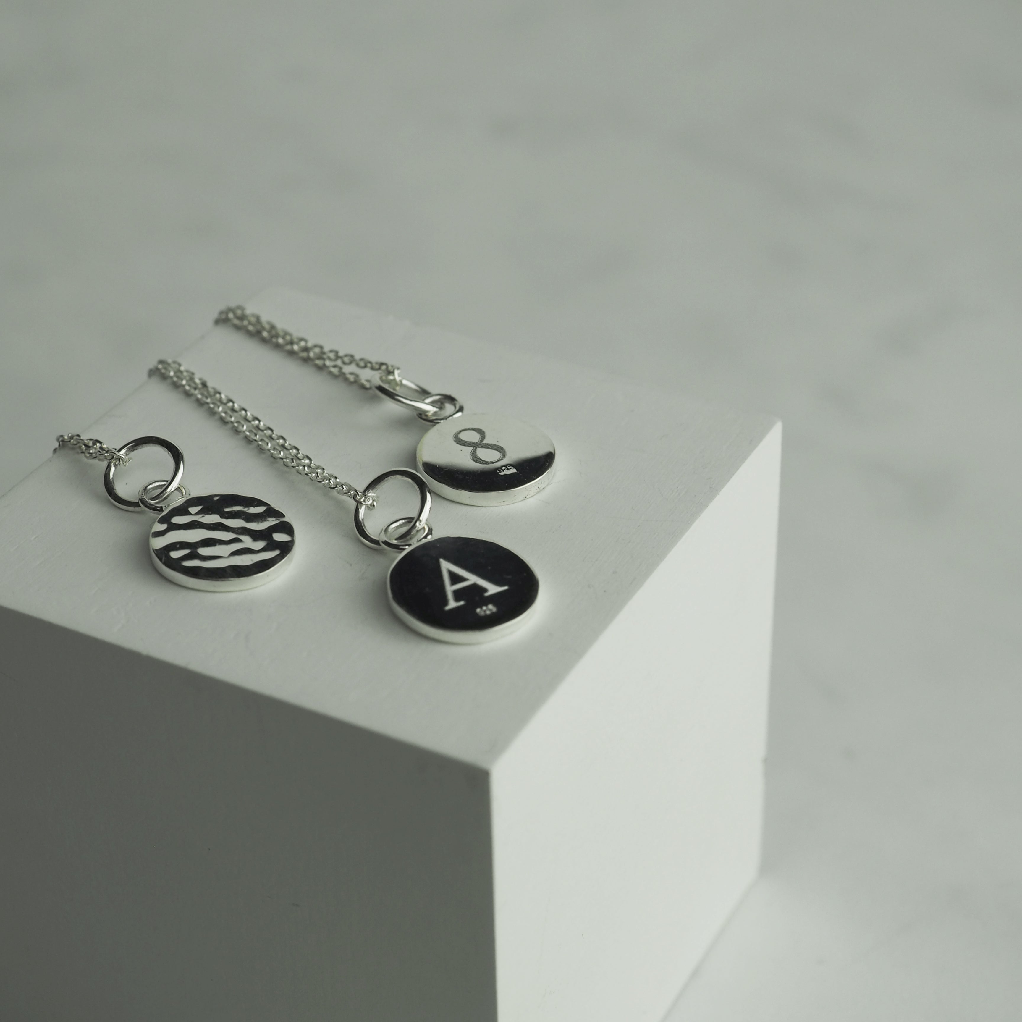 Silver Necklace -Tsuchime Initial- シルバー ネックレス – yuzen