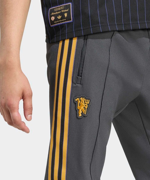 adidas（アディダス） パンツ マンチェスター・ユナイテッドのテラス