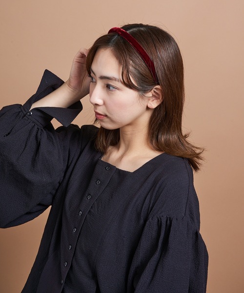 ALEXANDRE DE PARIS（アレクサンドル ドゥ パリ） カチューシャ