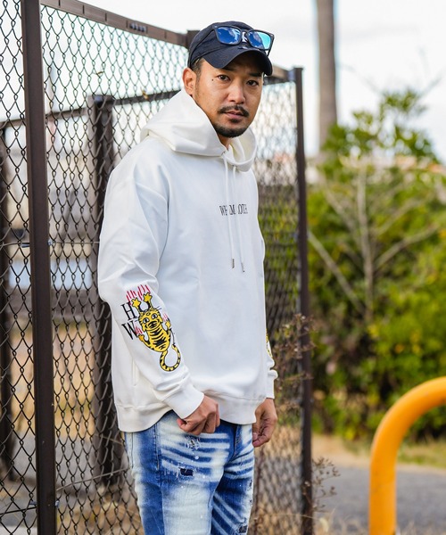 adamsJUGGLER（アダムスジャグラー） パーカー W/R N/タイガー