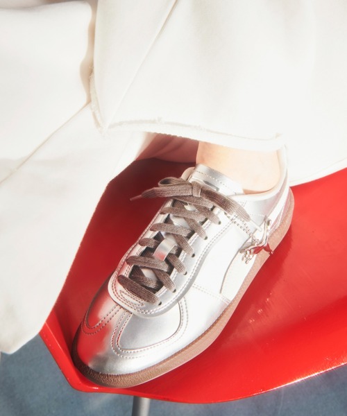 PUMA（プーマ） スニーカー 「emmi×PUMA」PALERMO PREMIUM レディース