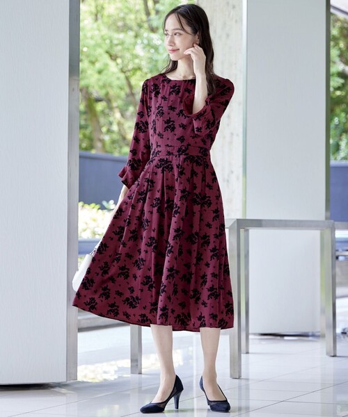 Tiaclasse ワンピース 「安田美沙子さん着用」フラワーフロッキー