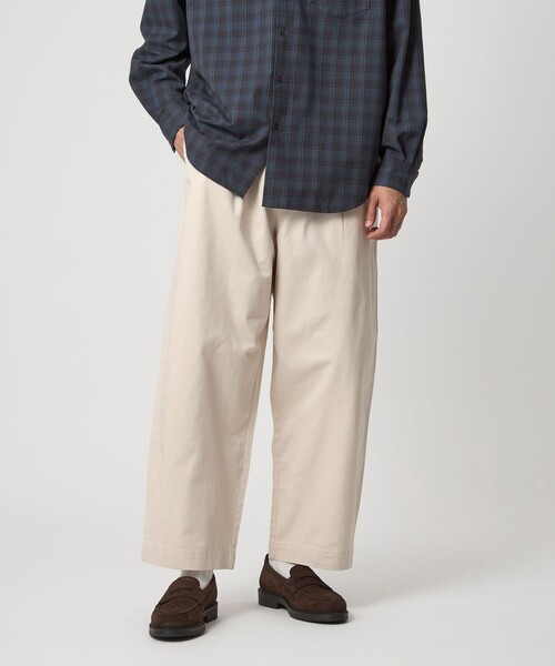 green label relaxing（グリーンレーベルリラクシング） チノパン