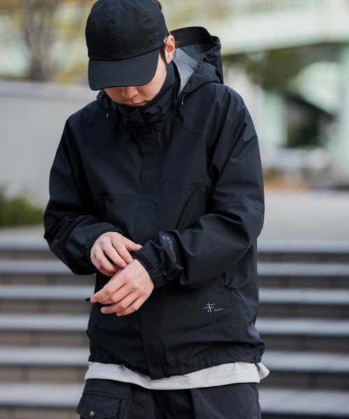 Foxfire（フォックスファイヤー） マウンテンパーカー ウインド