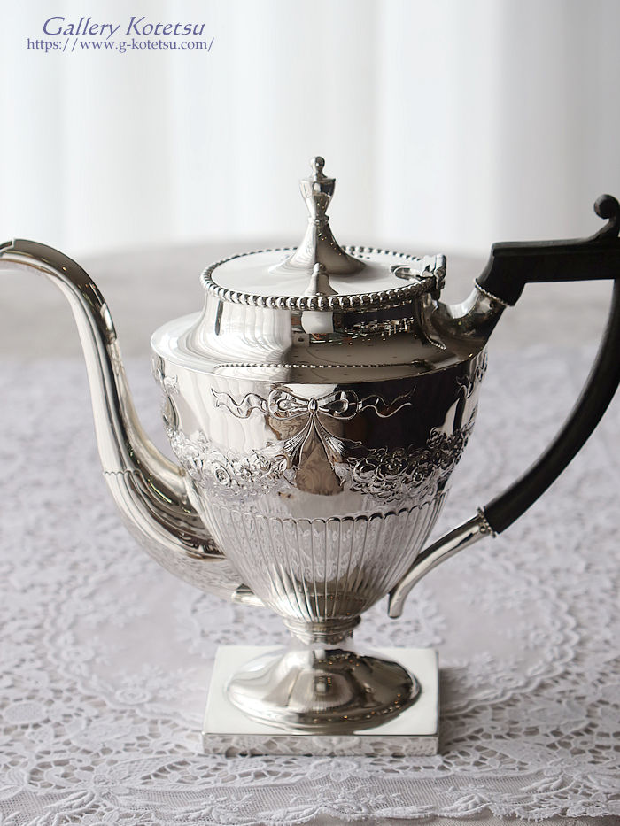 Welcome to ギャラリー虎徹 WEB