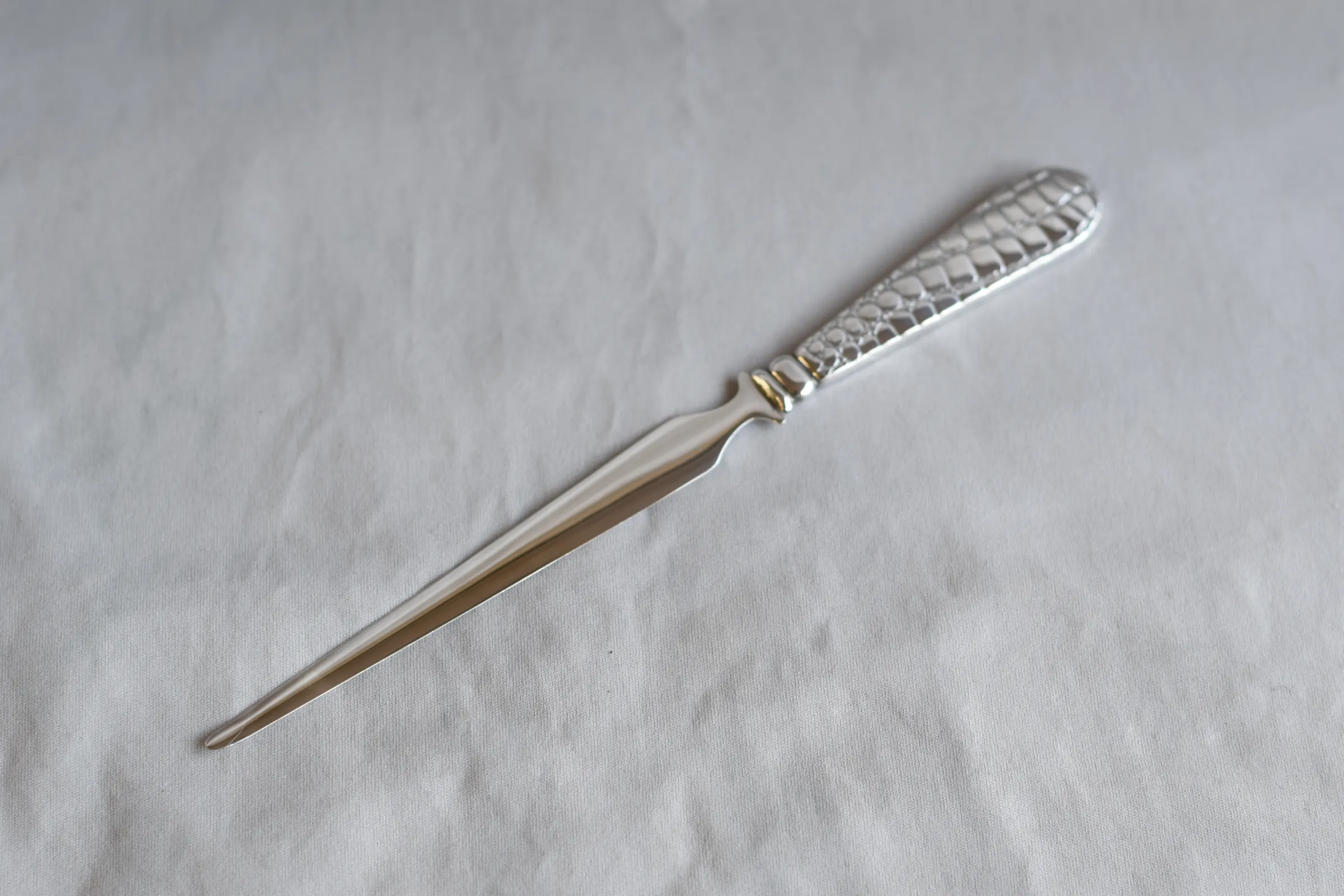 銀製ペーパーナイフ『クロコ』 ｜ 内藤銀器製作所