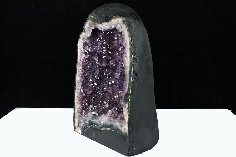 43.2Kgブラジル産アメジストドーム同梱不可 (特大品) [t611-9066]