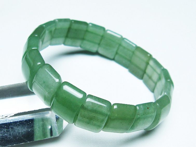 パワーストーン 天然石 インド翡翠バングル[T379-3434]