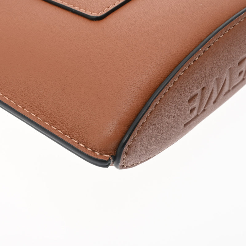 ロエベダイスポケット ブラウン ユニセックス レザー ショルダーバッグ