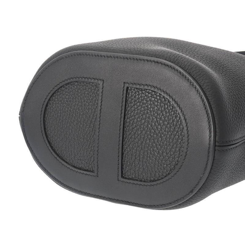 エルメスインザループ 18 黒 ゴールド金具 U刻印(2022年頃)刻印