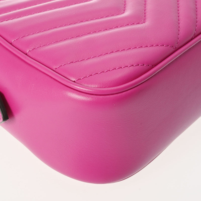 グッチキルティングスモールショルダー 43061 ピンク シルバー金具