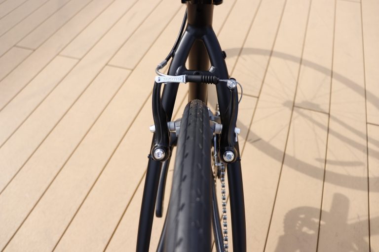 クロスバイク】ドロップハンドルが魅力的 ESCAPE R DROP