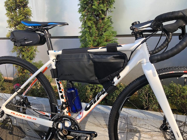 スタッフ使用インプレ「フレームバッグ」 ｜ ジャイアントストア目黒通り