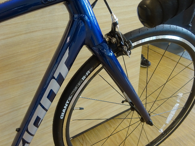 2021 CONTEND 1 (M)メタリックネイビーあります！ ｜ ジャイアント