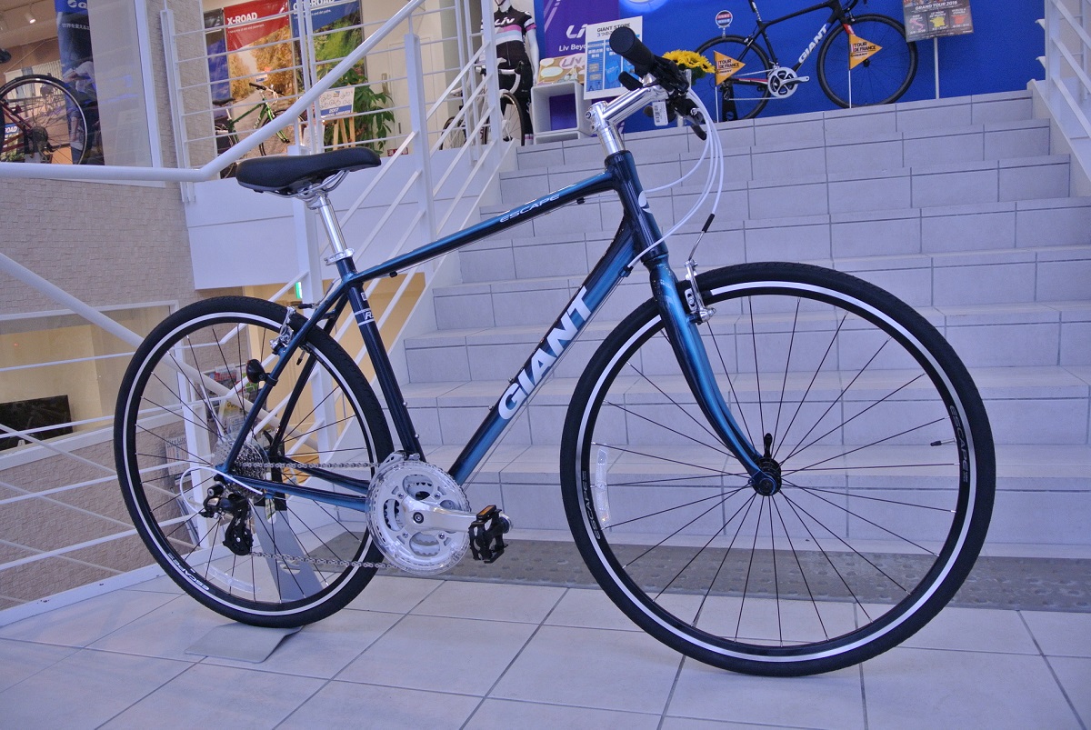GIANT ESCAPE GIANT エスケープ クロスバイク 青 青 ジャイアントの