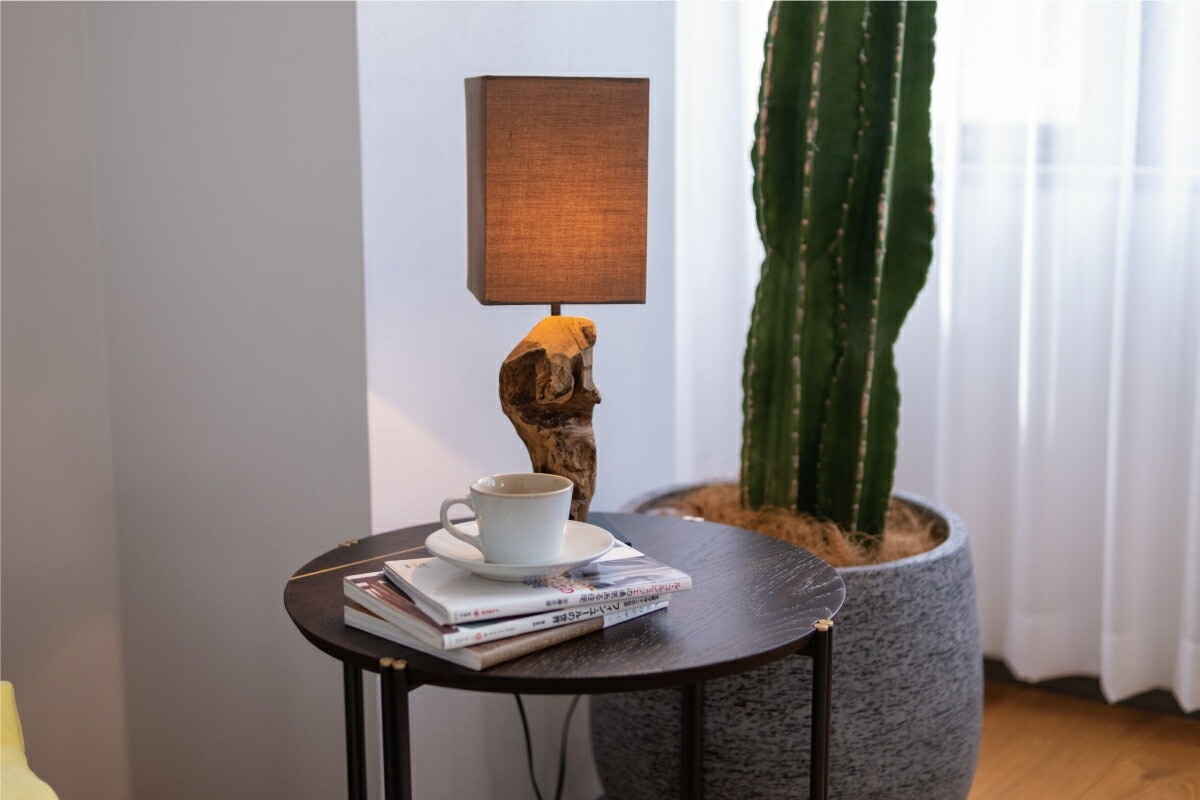 サイドテーブル 丸 カフェテーブル オーク 無垢 アイアン QUATTRO