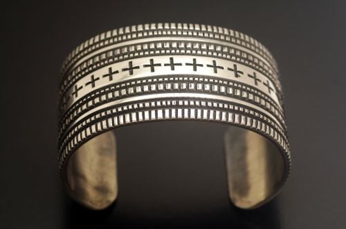 ナバホバングル ハリソン・ジム作 《幅広・特大サイズ/ヘビーゲージ