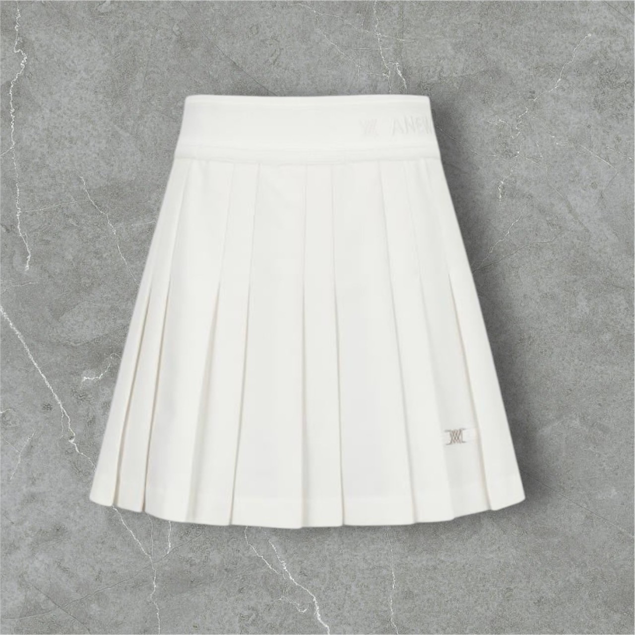 5,500円｜GolfSalon〜ブランドゴルフウェアレンタルshop〜