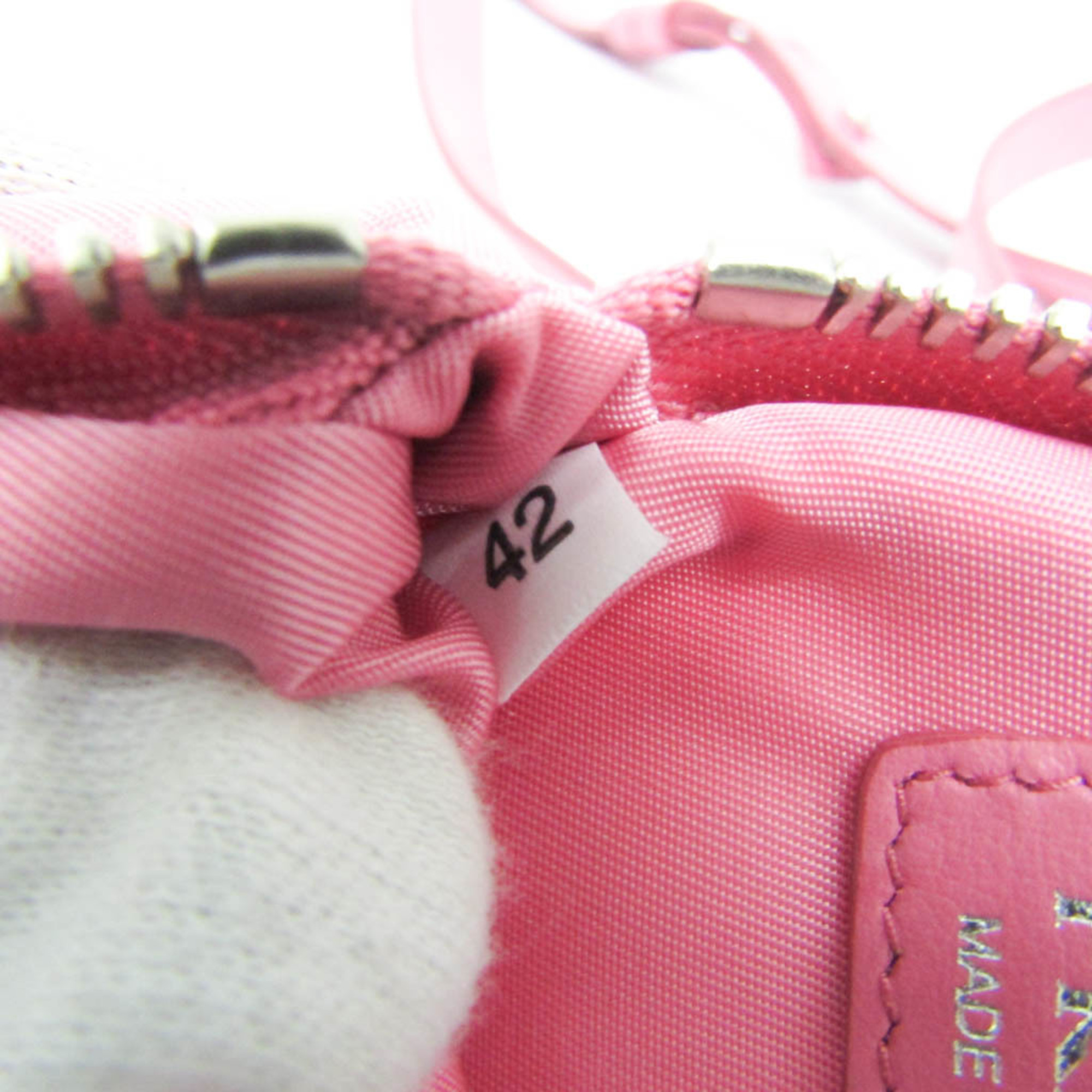 プラダ(Prada) 20SS ストラップ付き ミニ 1ZT001 レディース ナイロン