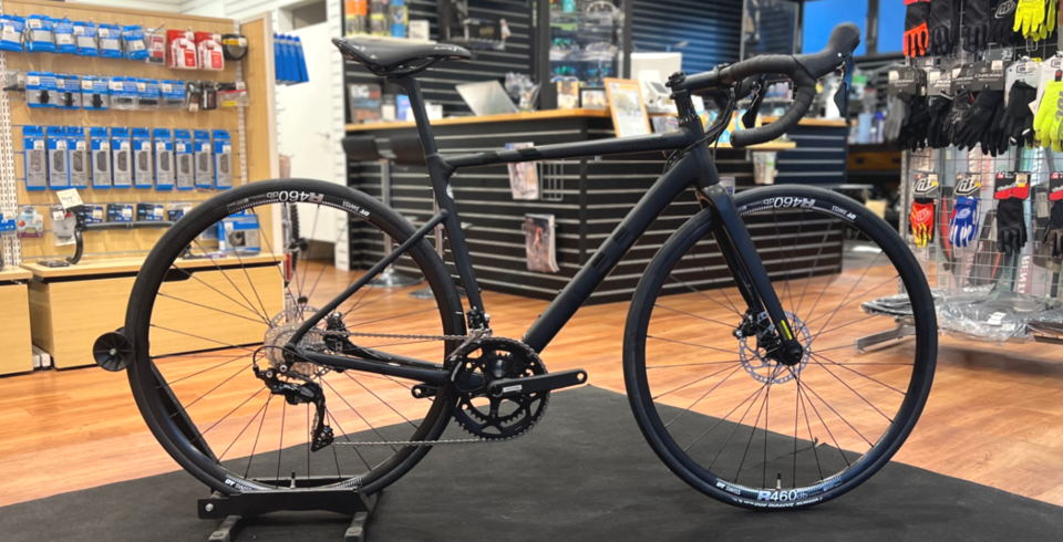 CAAD13 Disc105 BBQカラー | 横浜市青葉区の自転車ショップ｜GROVE青葉台