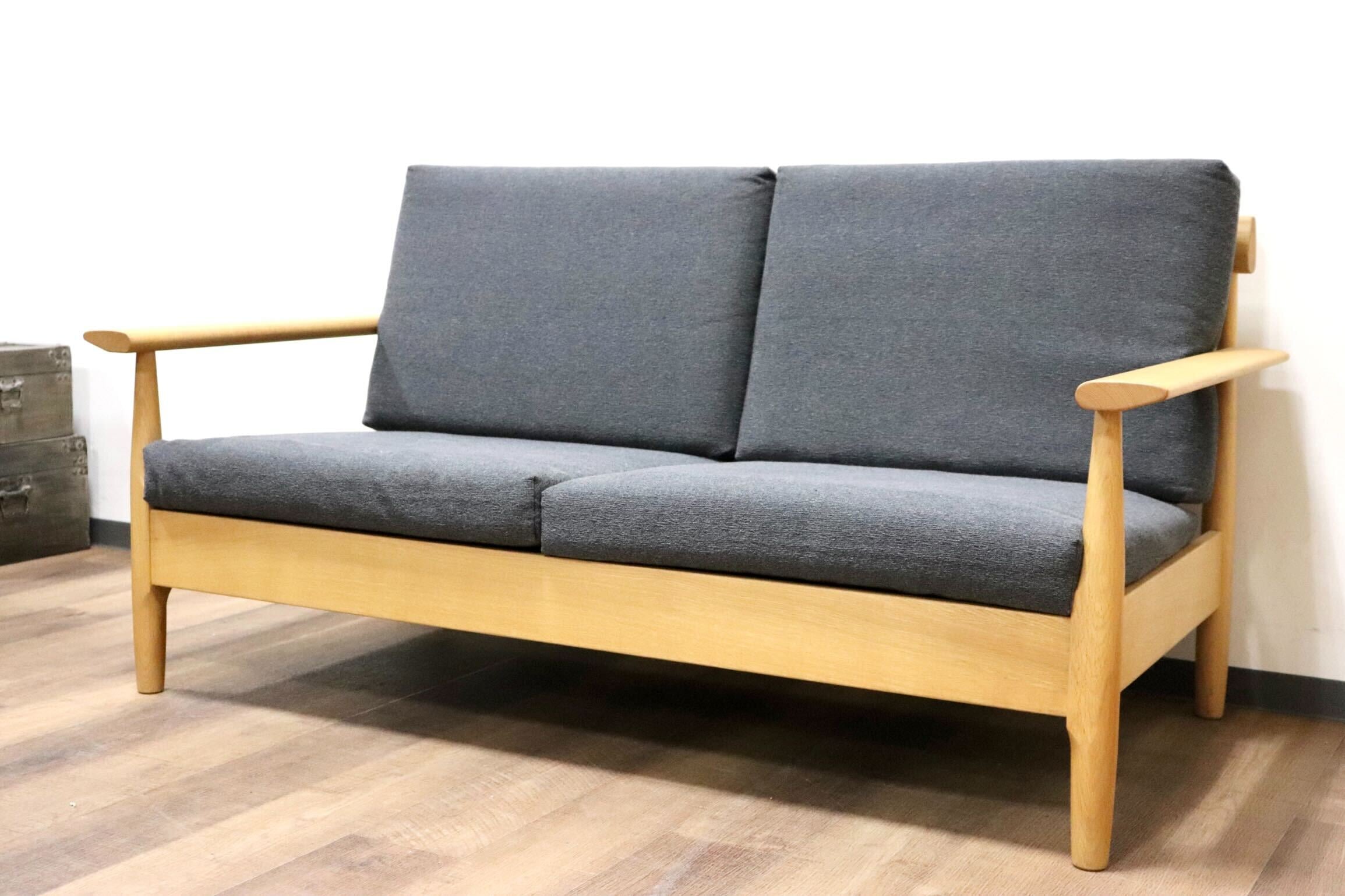 GMHK346○柏木工 / KASHIWA シガーロ 2人掛けソファ ラブソファ 楢材