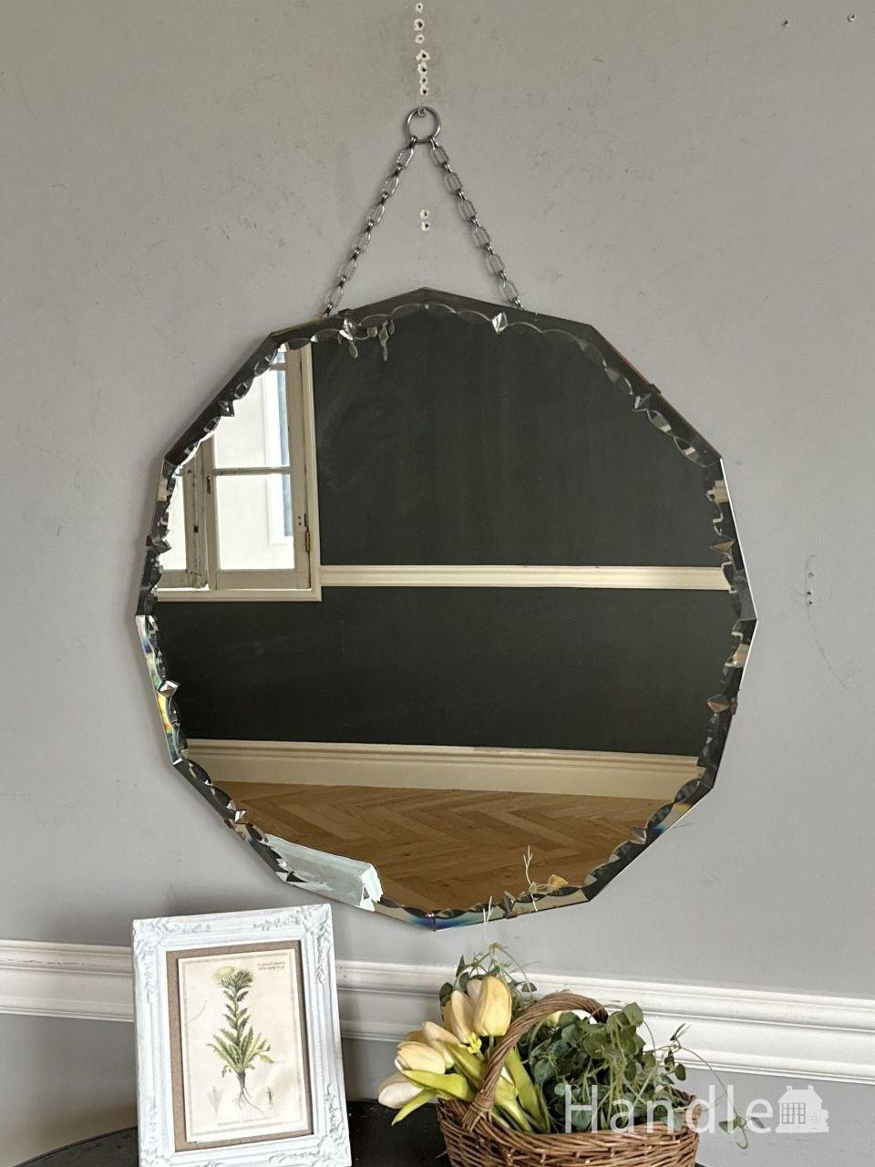 ビンテージのおしゃれな鏡、北欧スタイルにピッタリなウォールミラー(x