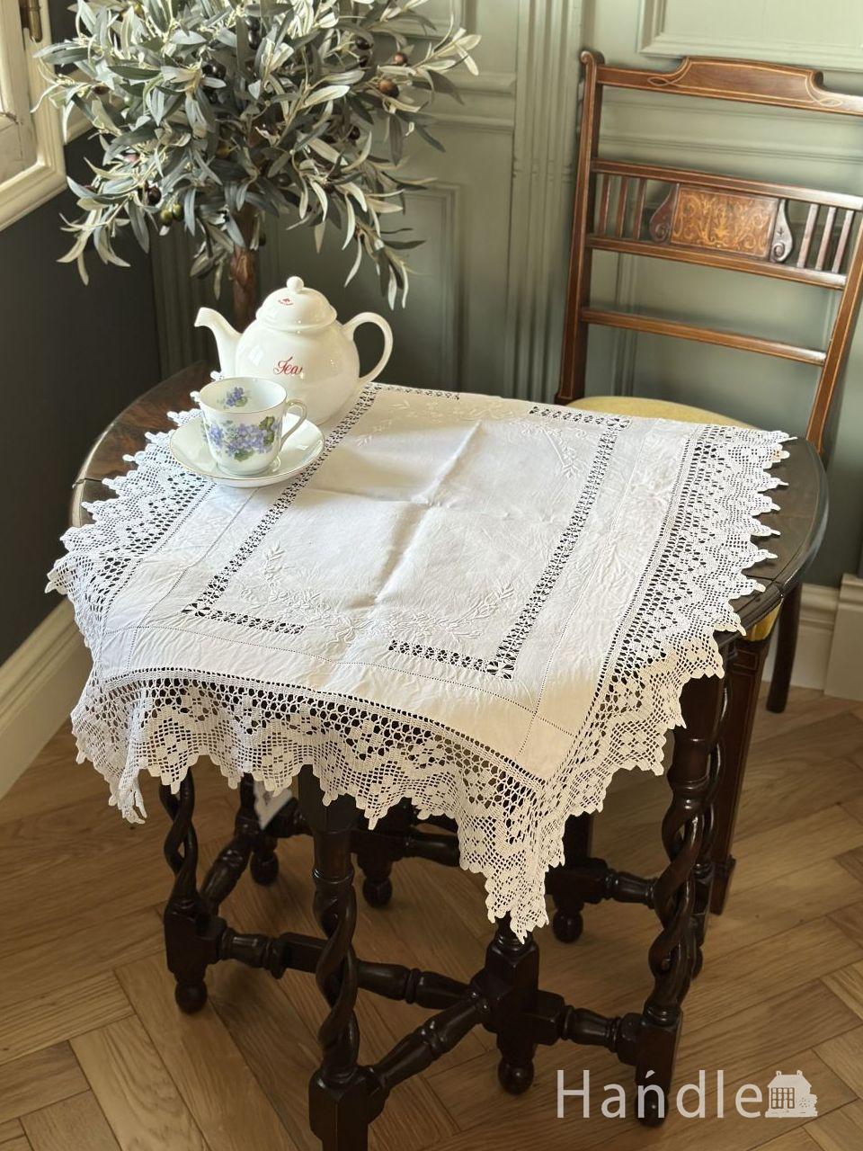 フランスから届いたアンティークレース、お花模様のクロッシェレース(m