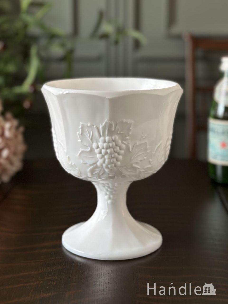 ディプレッショングラスのガラスボウル、エッチングが美しいエレガント