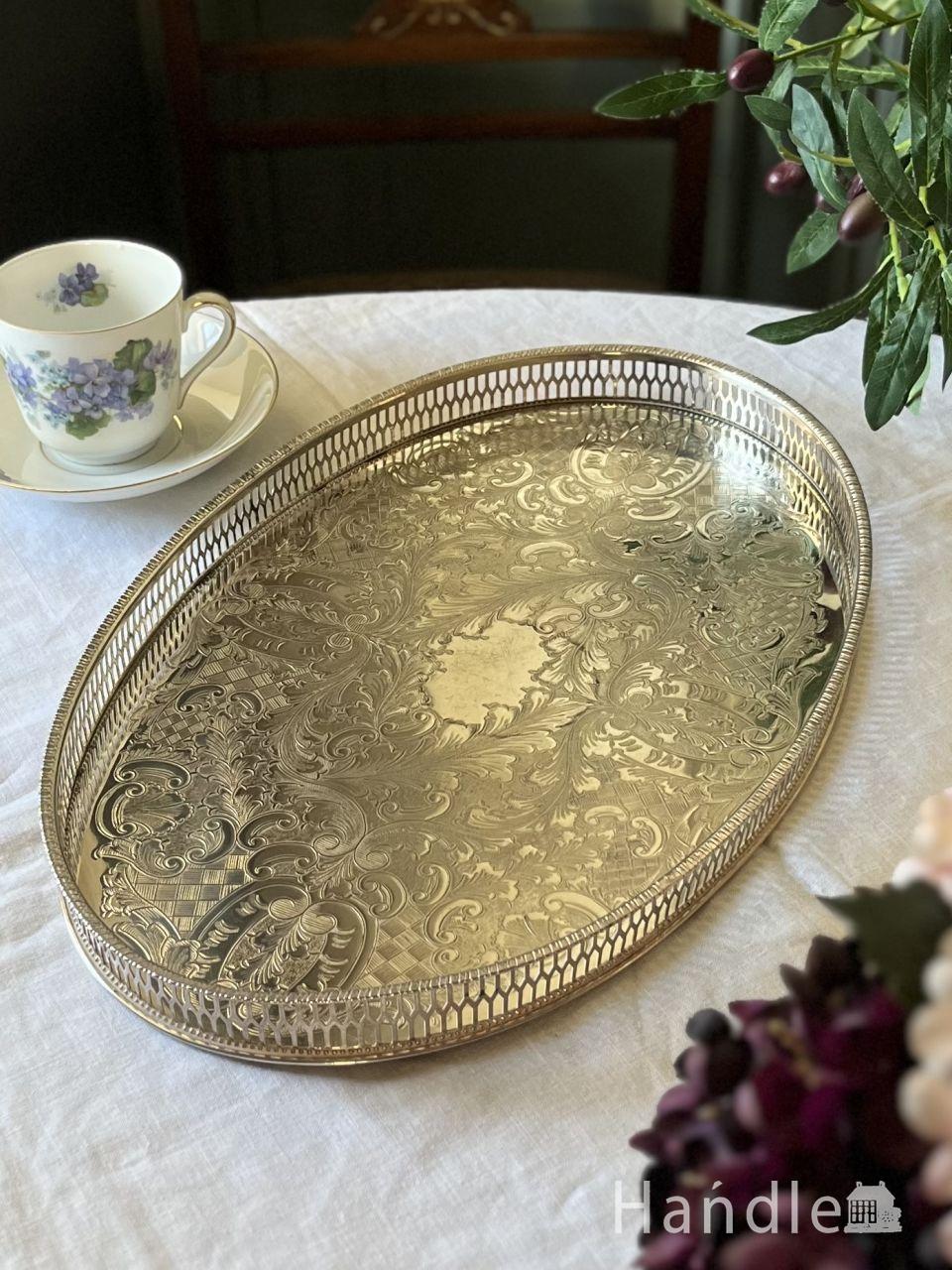 アンティークガラスの灰皿、イギリスで見つけたプレスドグラスの