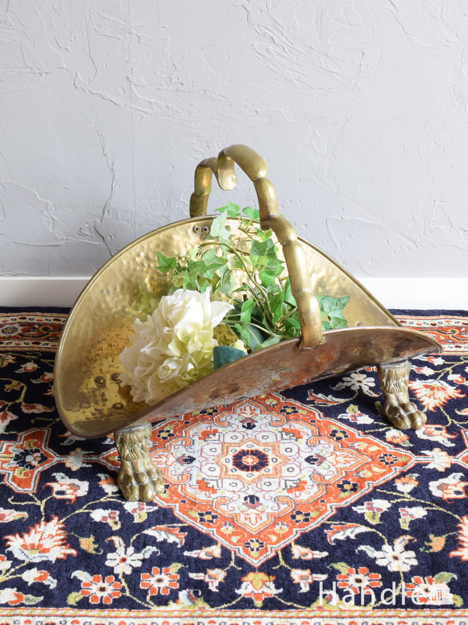 フランスで見つけた傘立て、傘の形をしたアンティークのアンブレラ