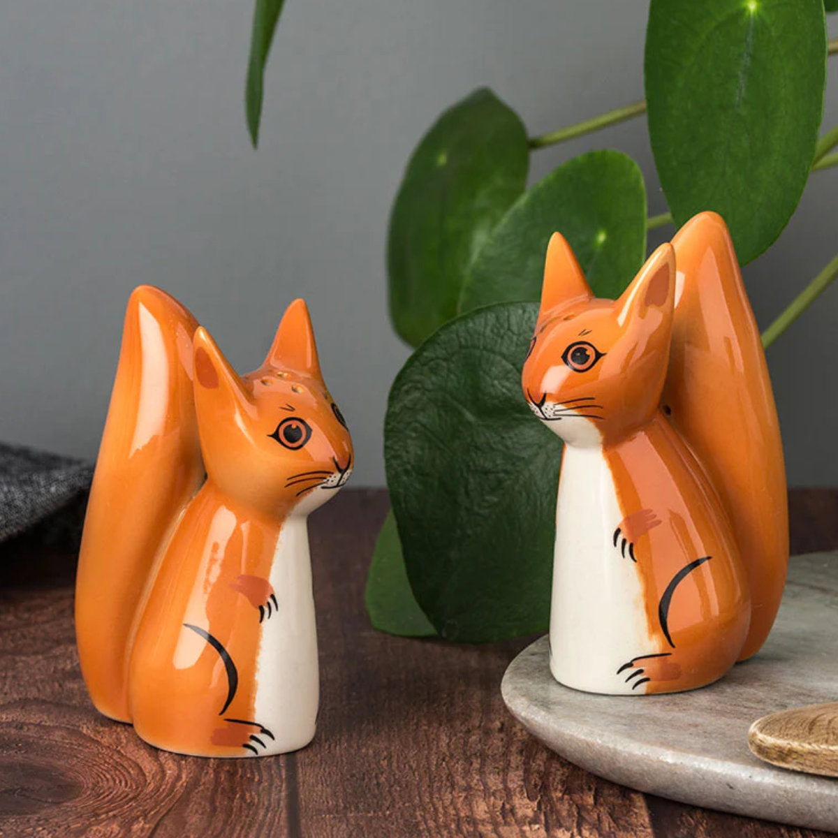 塩コショウ入れ（Salt ＆ Peppers）