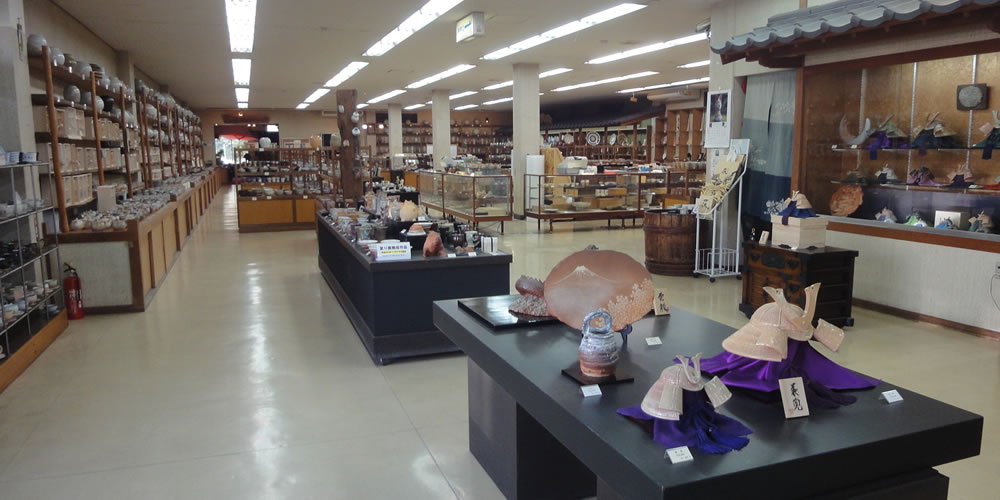 売店のご案内 | 萩焼窯元 城山窯