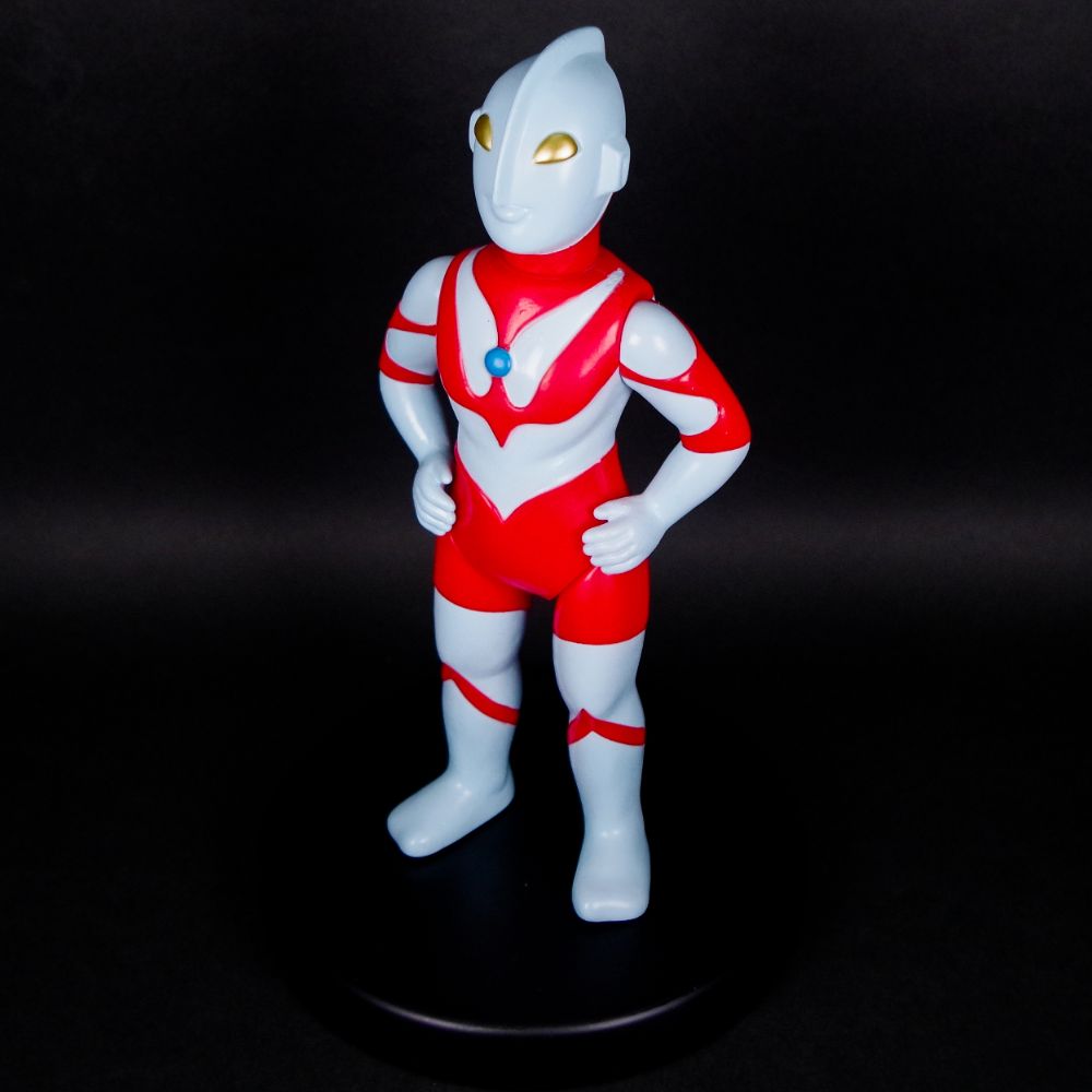 4月2日(日)11時より販売開始】【ブルマァク】Sウルトラマン(レトロ)が