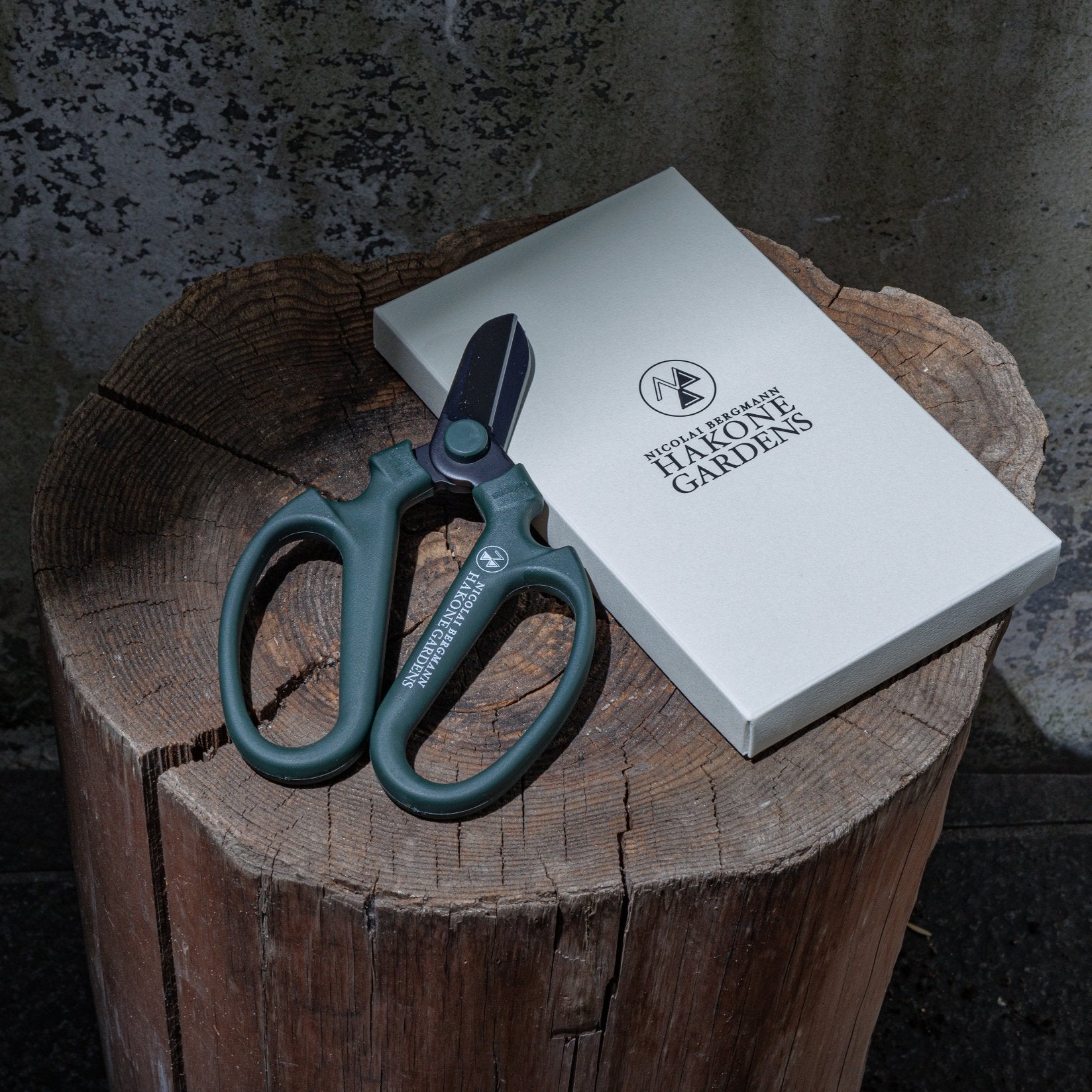 ニコライ バーグマン 箱根 ガーデンズ オリジナルシザー