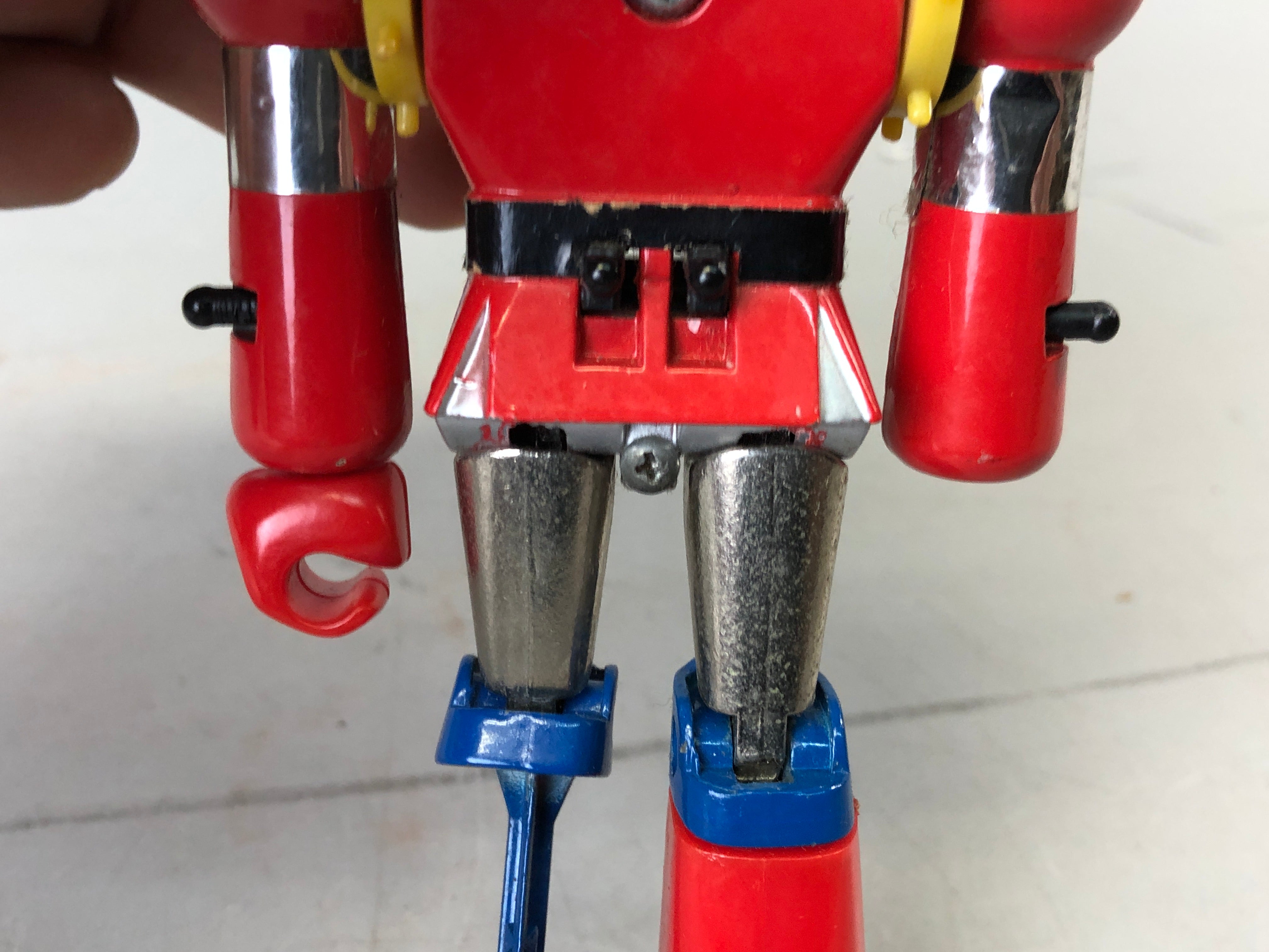 Y7662 CHOGOKIN Blocker IV Bosspalder Takemi robot action figure