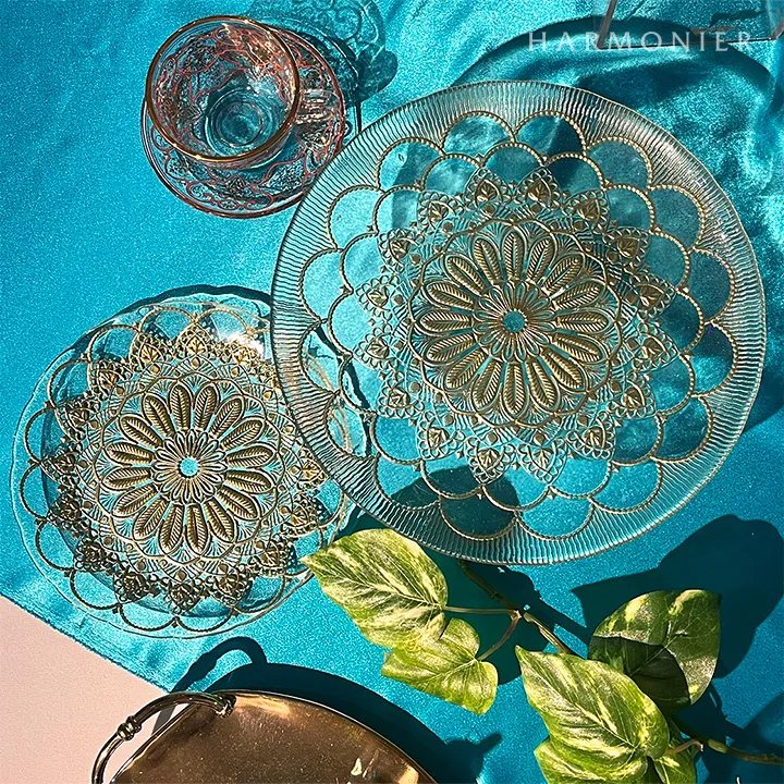 カラフルなガラスプレート 大皿 幾何学模様 カラフルなガラスプレート