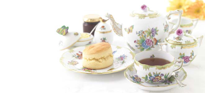 ヴィクトリア・アニバーサリー] ティーカップ&ソーサー