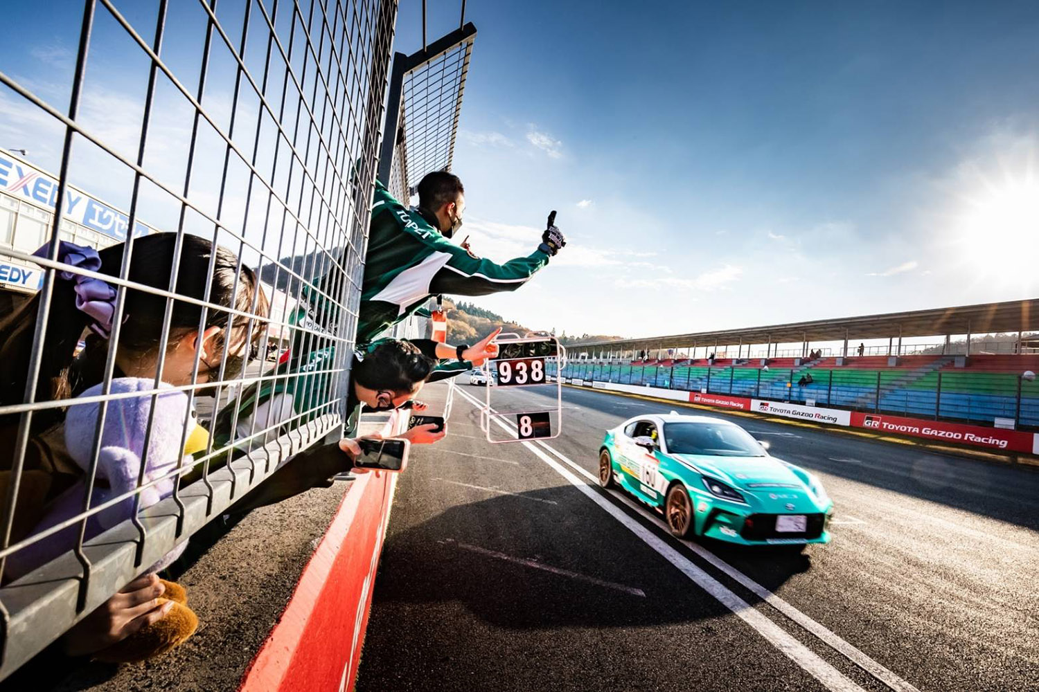 SGT/S耐/86BRZ CUPのギャラリーを更新 - 吉田広樹オフィシャルサイト