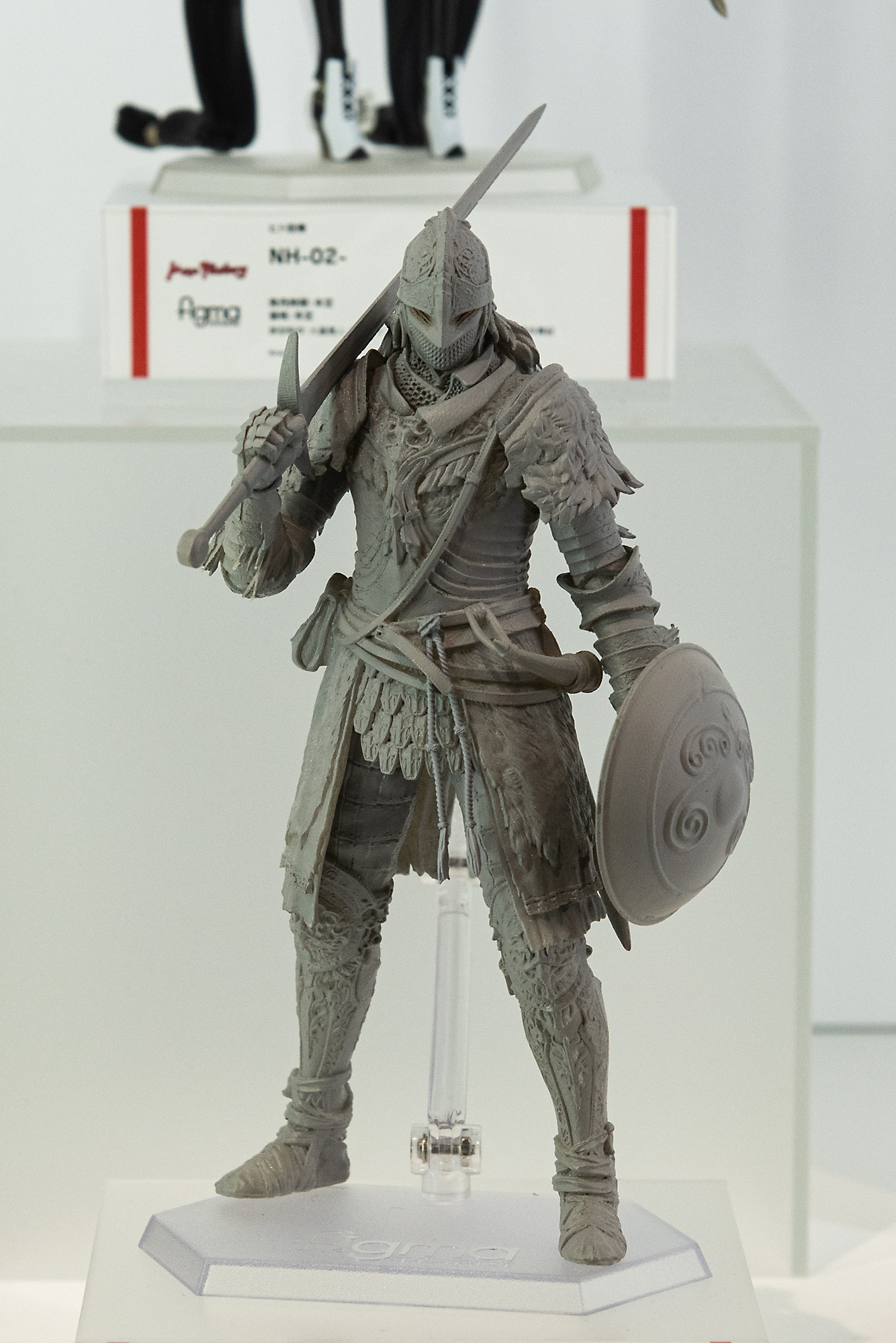 エルデンリング」、「狼の戦鬼」フィギュア展示！ マント無し軽装版で