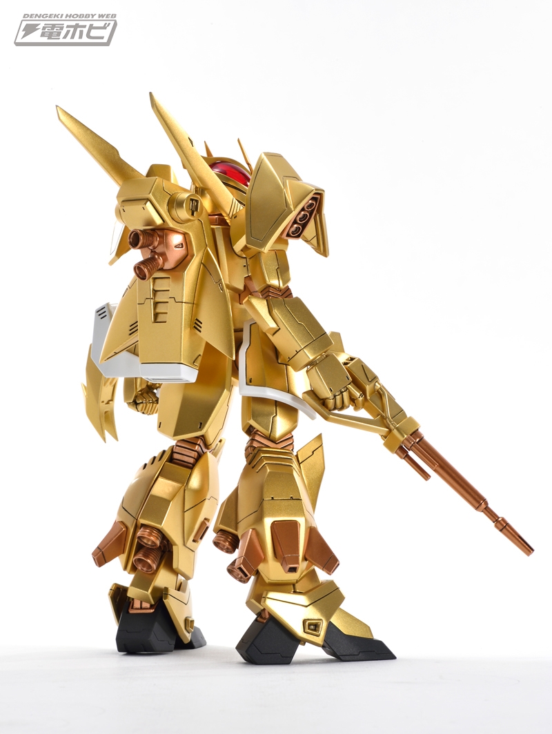 蒼き流星SPTレイズナー』に登場する金色のル・カイン専用SPT「ザカール