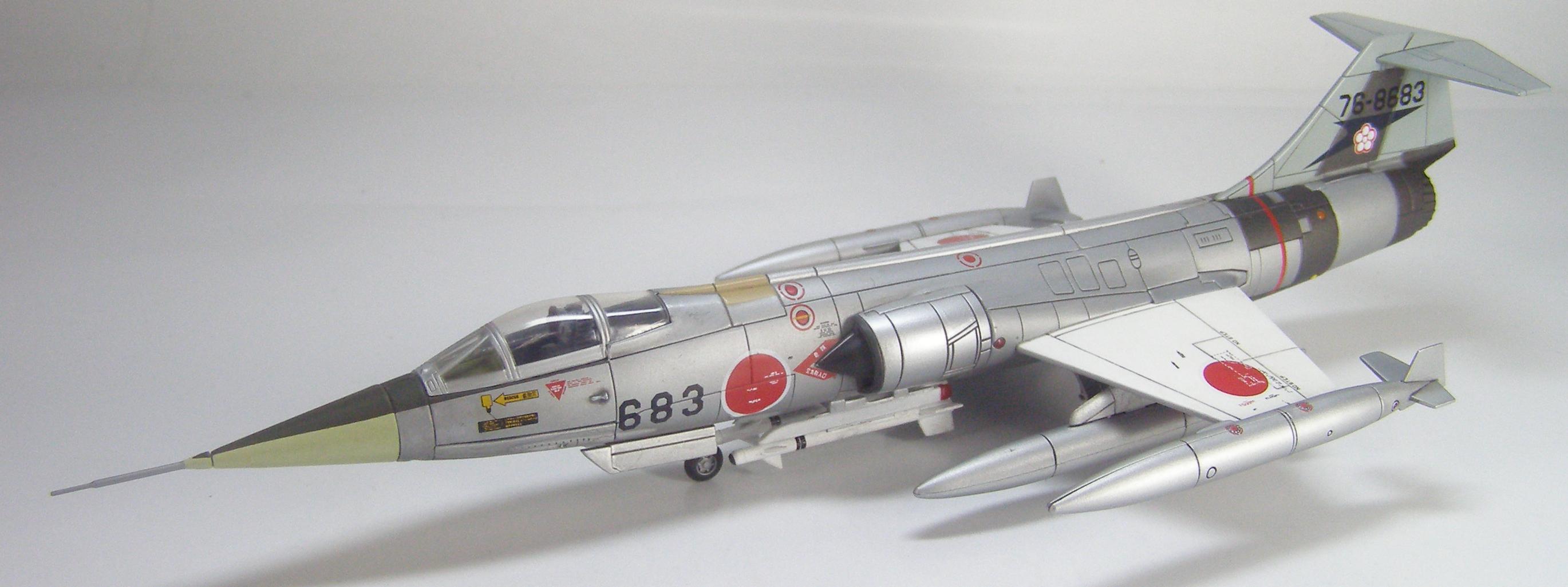 F-104