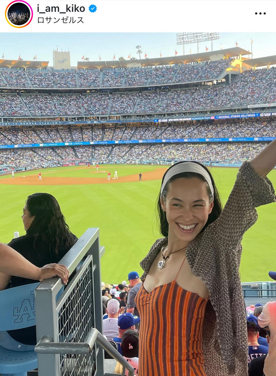 水原希子、ドジャースタジアムへ！ロスでの日々に「めっちゃ楽しそう