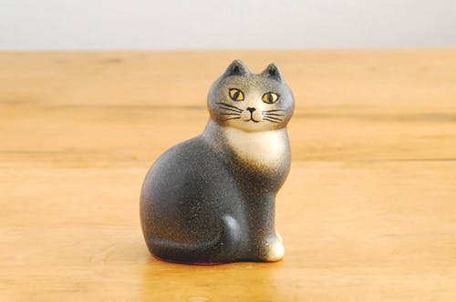 38721118.jpg?auto=format,