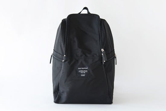 marimekko/マリメッコ/METRO/リュック/ブラック - 北欧、暮らしの道具店