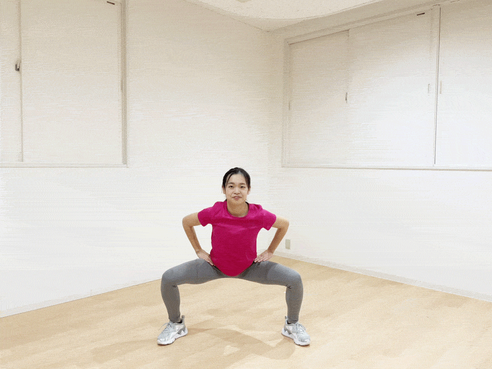 簡単5分の脂肪燃焼エクササイズ。お腹・二の腕・太もも引き締め効果も！