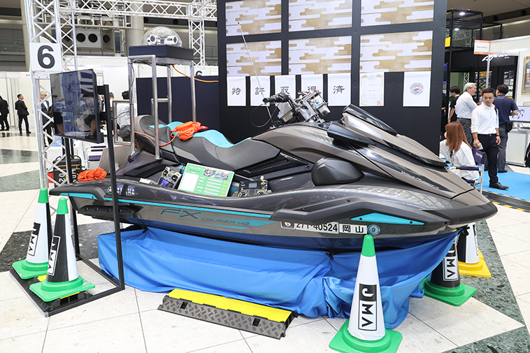 災害時にも活躍】無人航行システムを搭載した水上バイク「マリン