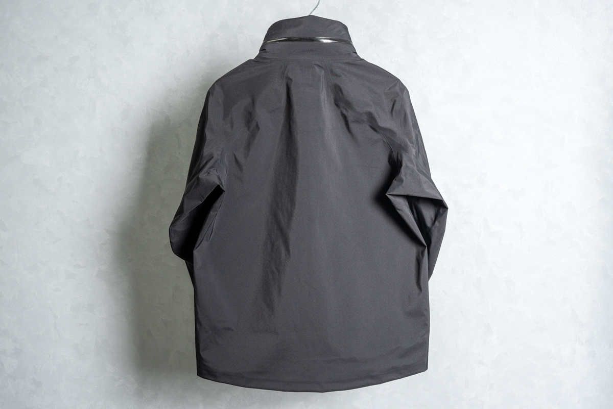 アークテリクスヴェイランスの Field Jacket | HUES 福岡セレクトショップ