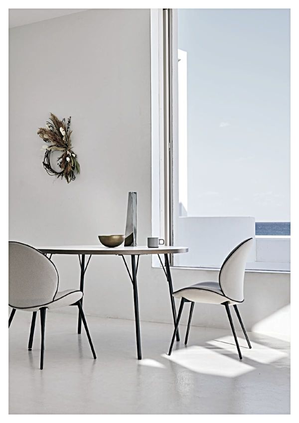 マリエールチェア VCH-206-KB-XX｜カワジュンのスチール椅子