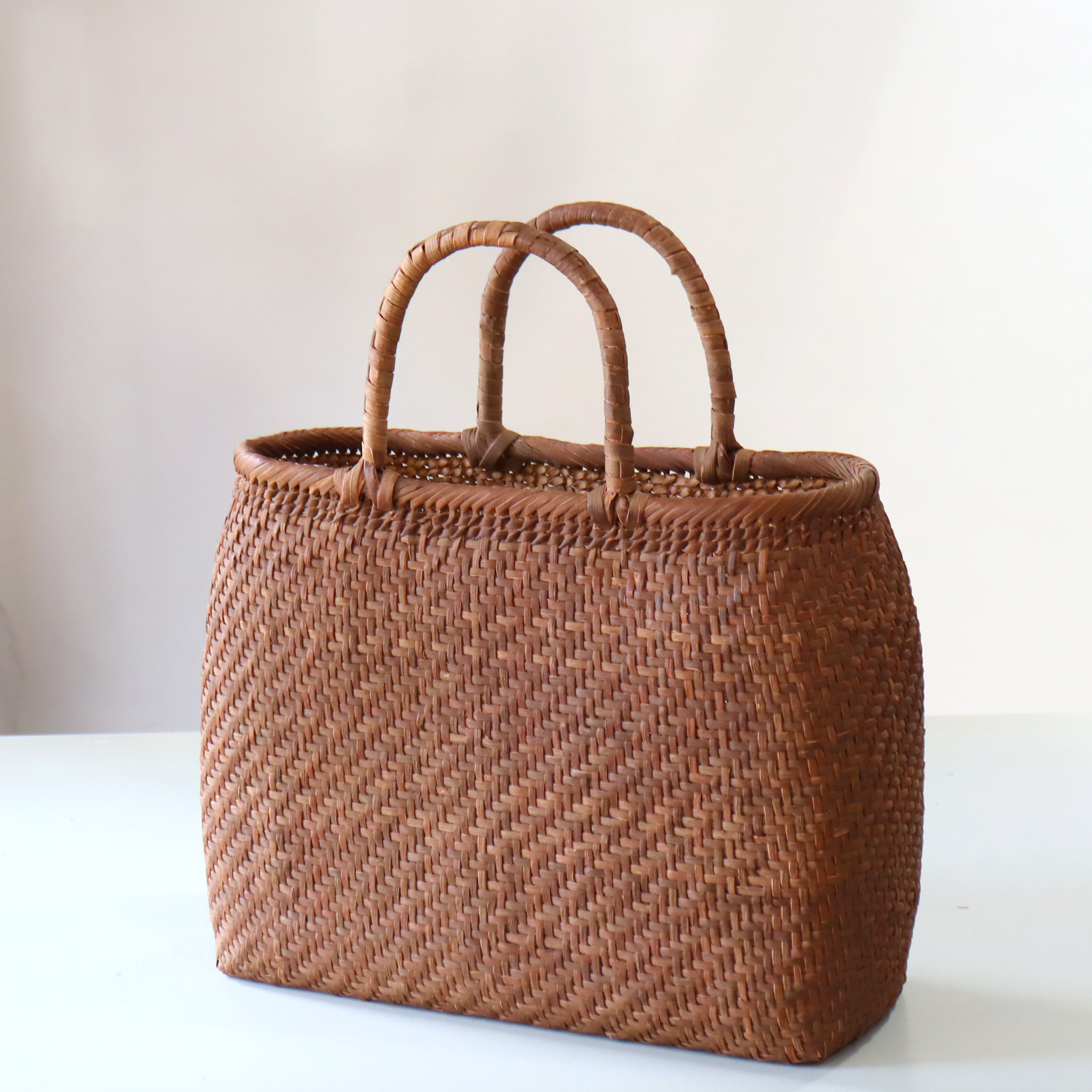 山葡萄かごバッグ / ガラタバザール